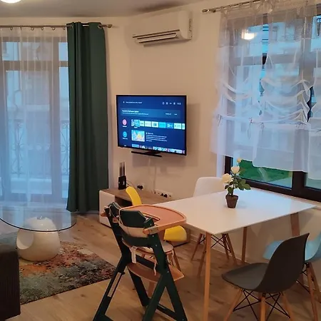 Aivazovsky Park Anchialos H14 דירה פומורי