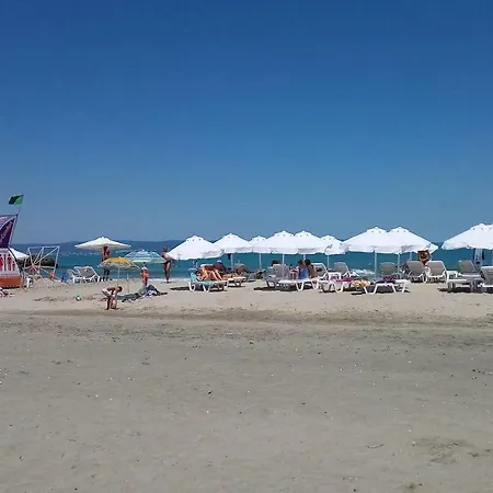 Aivazovsky Park Anchialos H14 بوموري