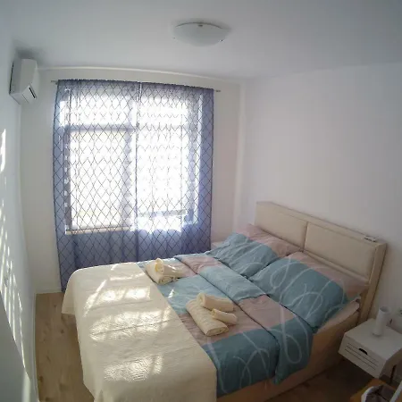 شقة Aivazovsky Park Anchialos H14 بوموري